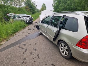 Uszkodzone pojazdy biorące udział w zdarzeniu