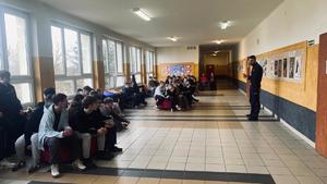 Policjanci podczas spotkań z dziećmi i młodzieżą