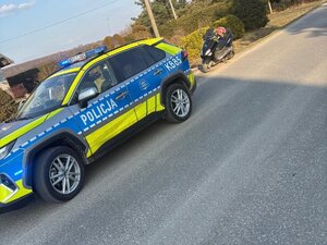 Radiowóz i motorower