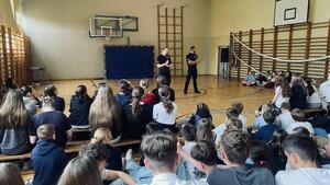 Policjanci podczas spotkań z dziećmi
