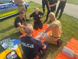 Policjanci podczas spotkań z dziećmi
